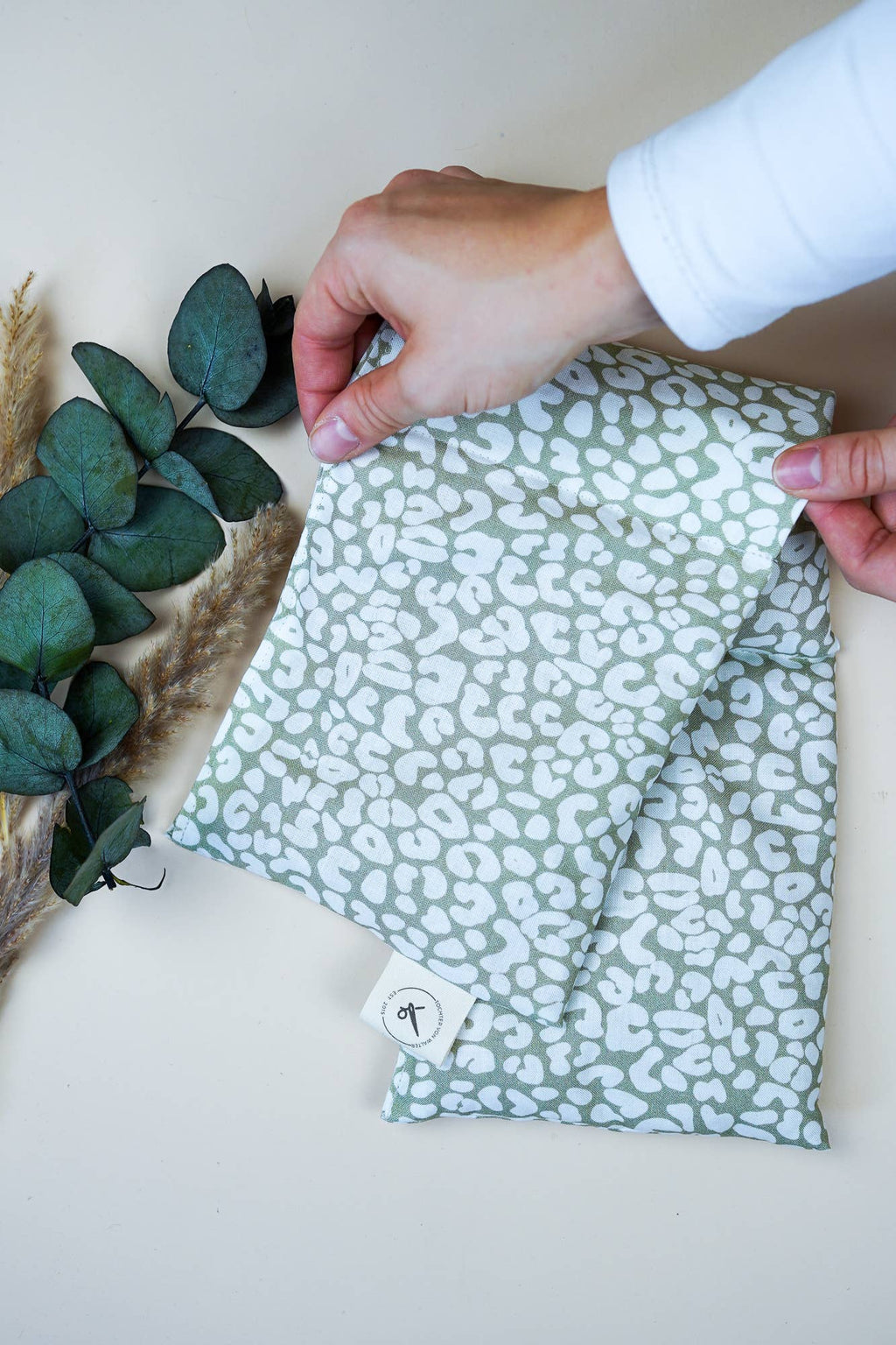 coussin thermique à motif lion