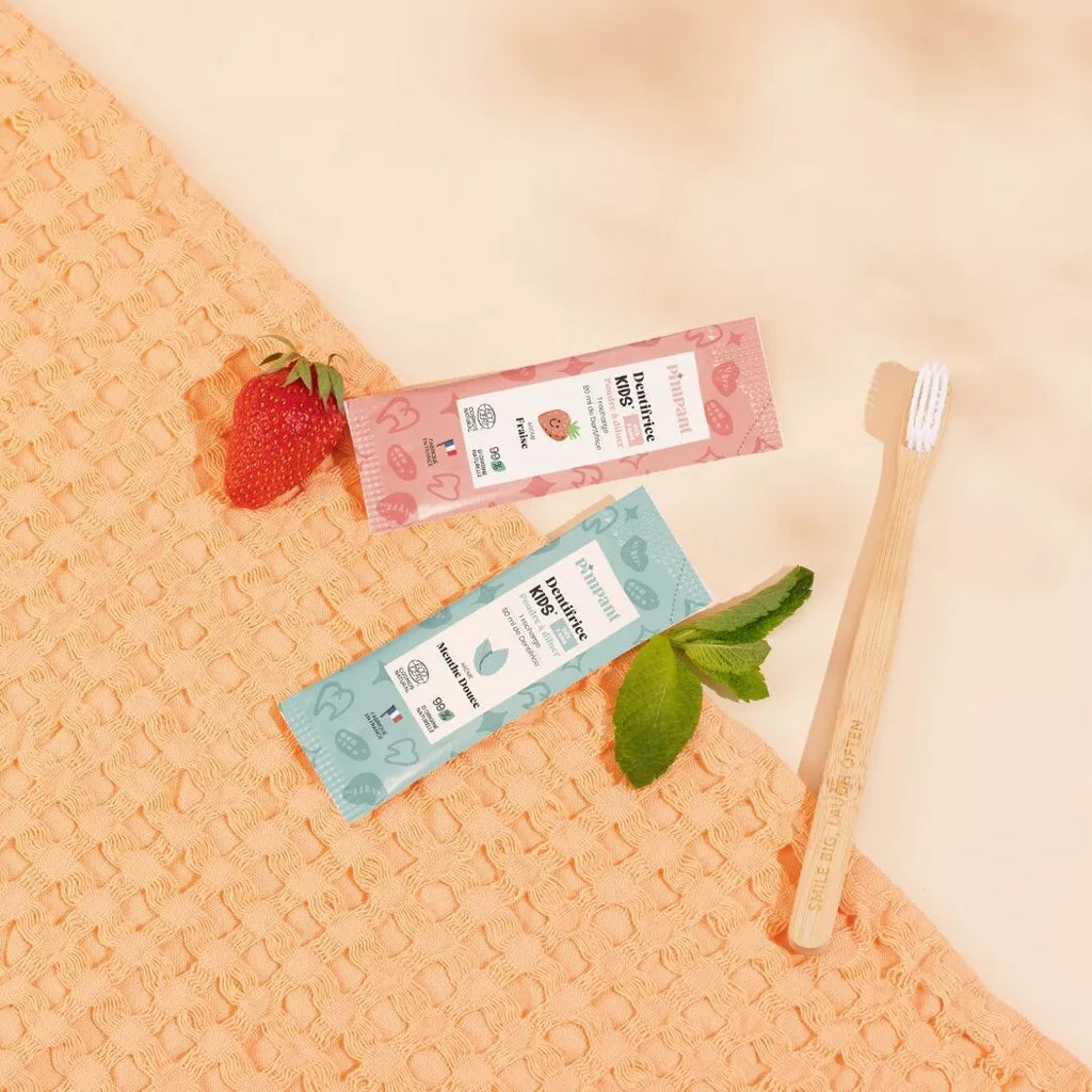 Kit scoperta dentifricio alla fragola per bambini (1 flacone + 1 stick)