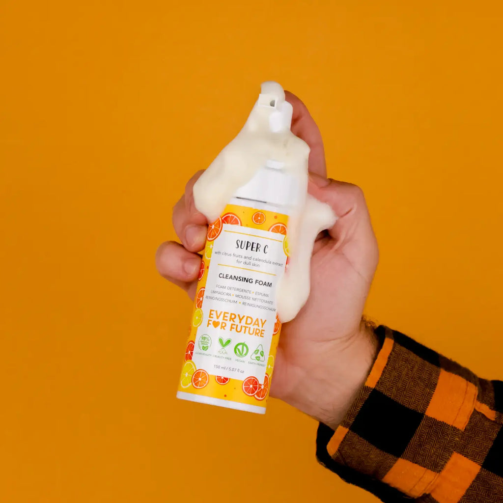 Mousse nettoyante visage douce aux extraits d'agrumes